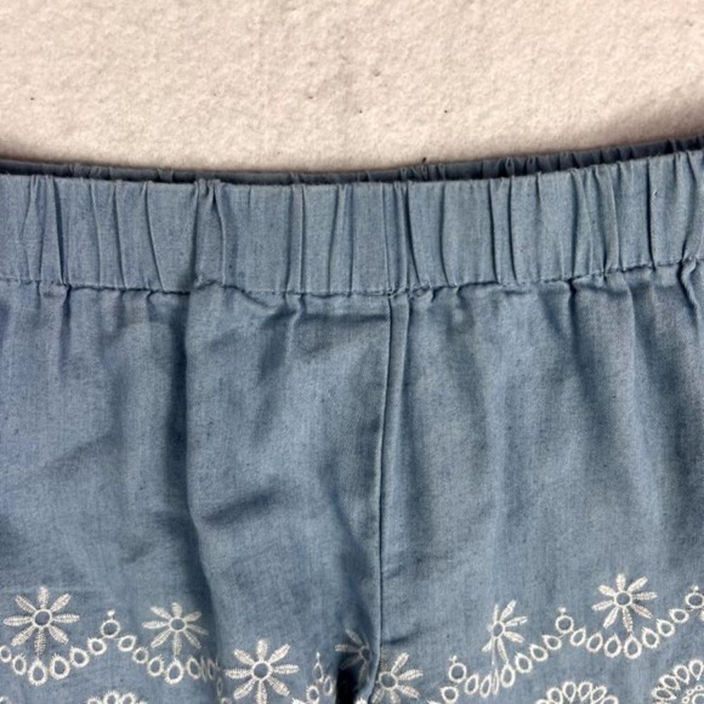 Alya Womens Shorts Size S Chambray Embroidered Scalloped Hem Pull On‎ - Picture 3 of 7